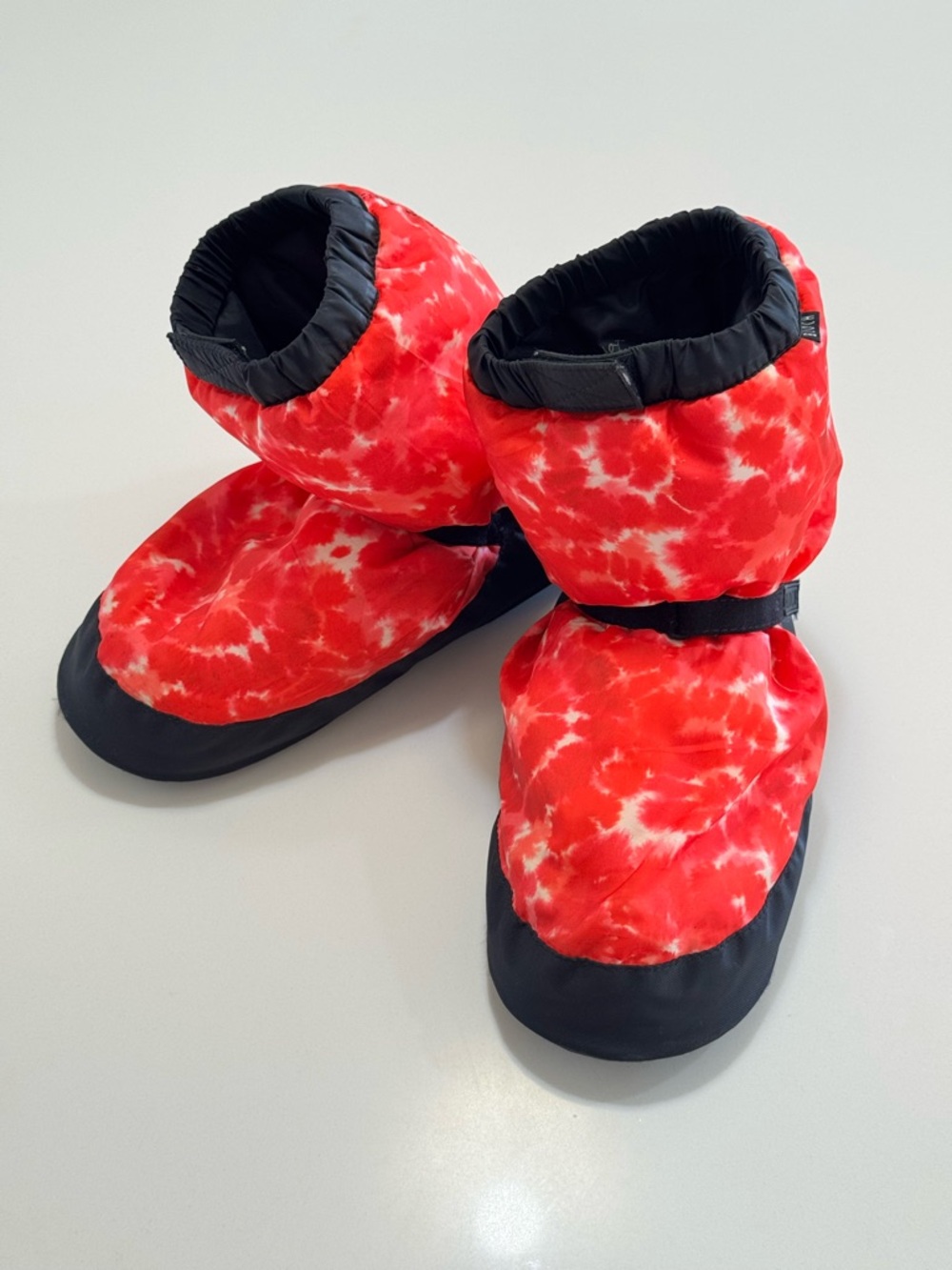 Bloch Linna & Max Dance Warm Up Booties Red Tie-Dye Size Medium